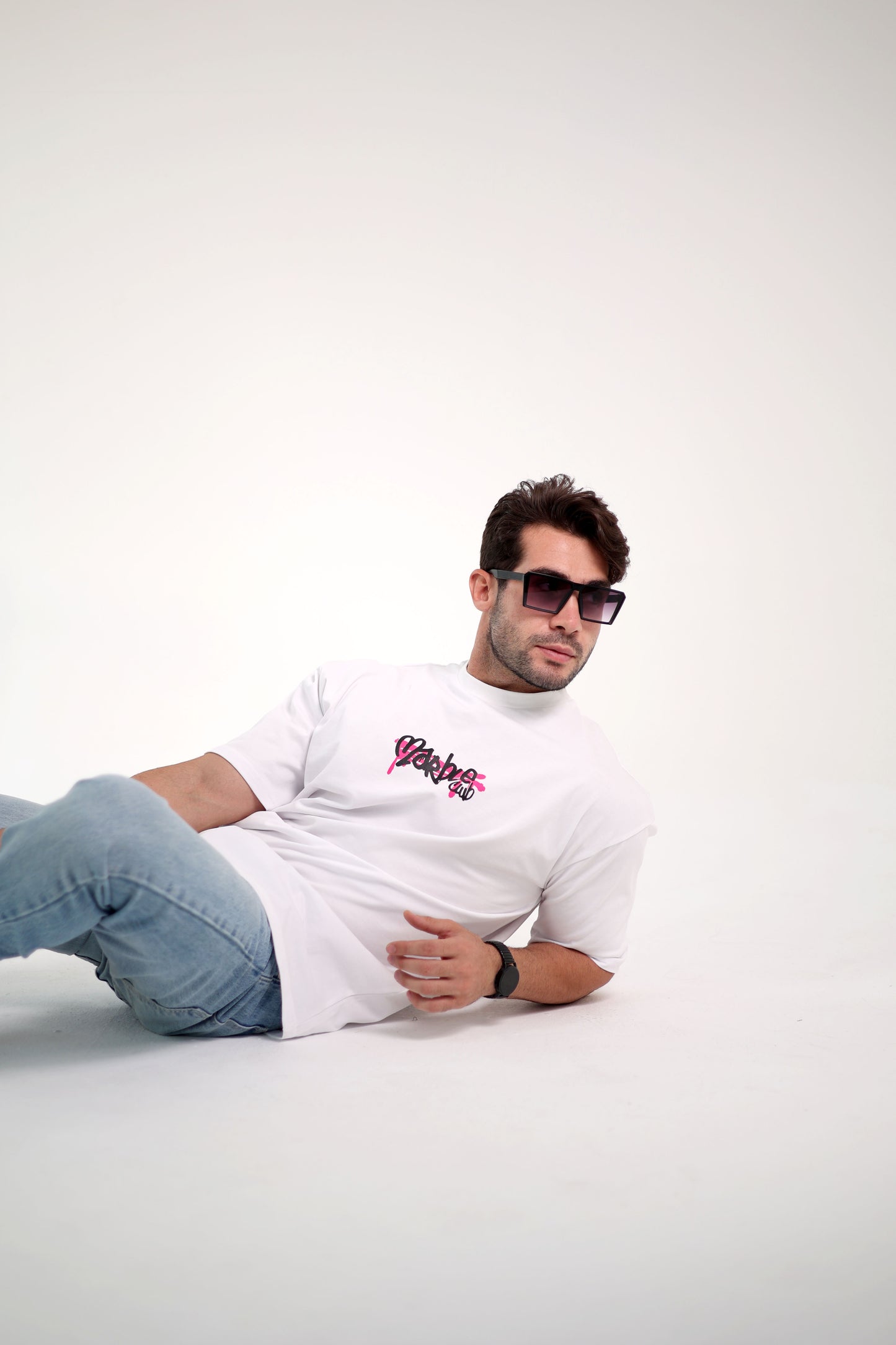 Printed white oversized T-shirt