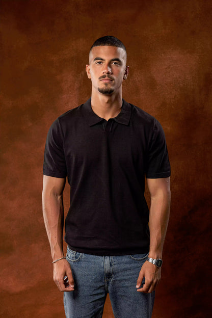 Black knitted T-shirt